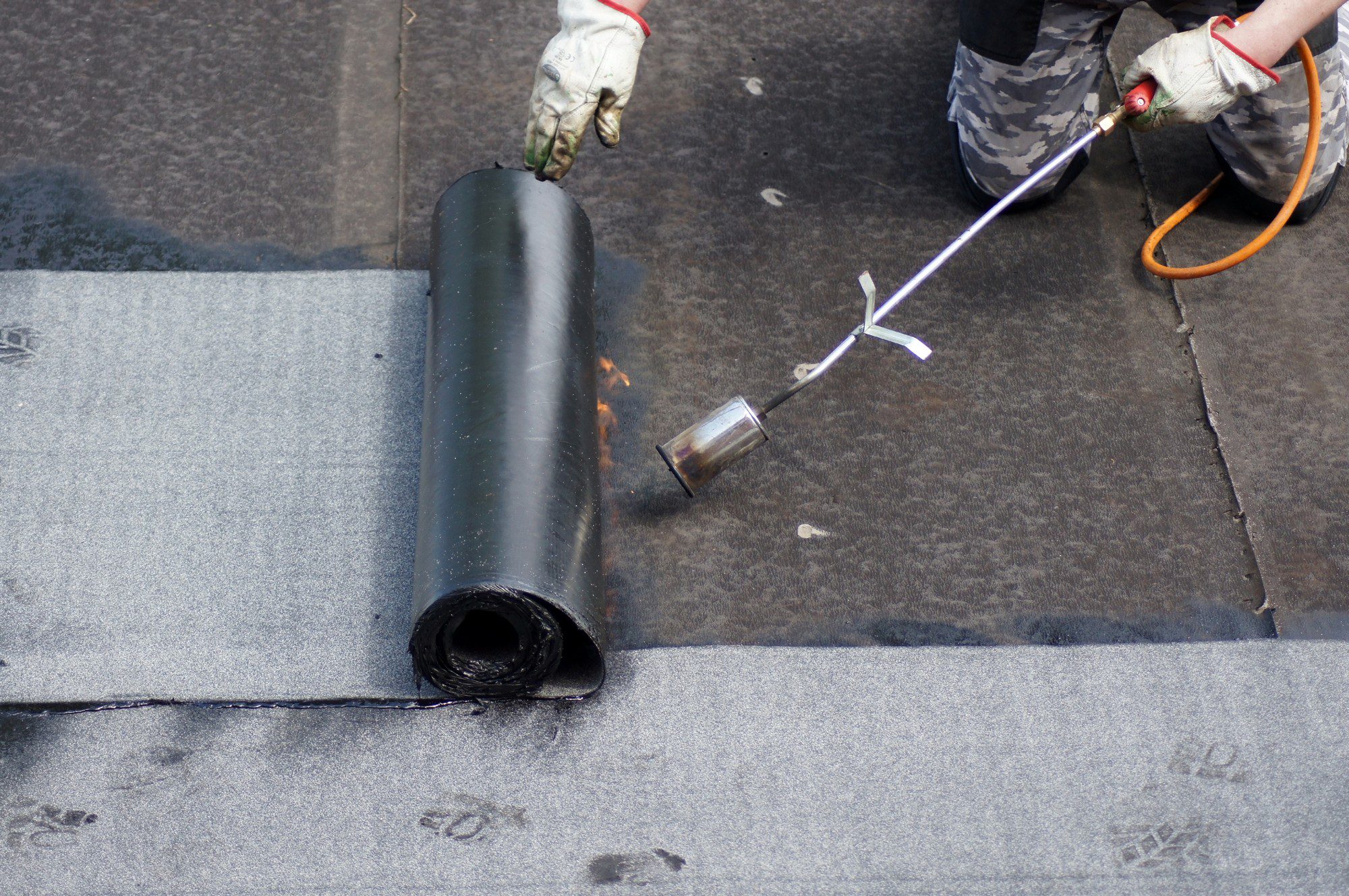 Flat Roof Installation With Propane Blowtorch Duri 2023 03 02 22 37 00 Utc